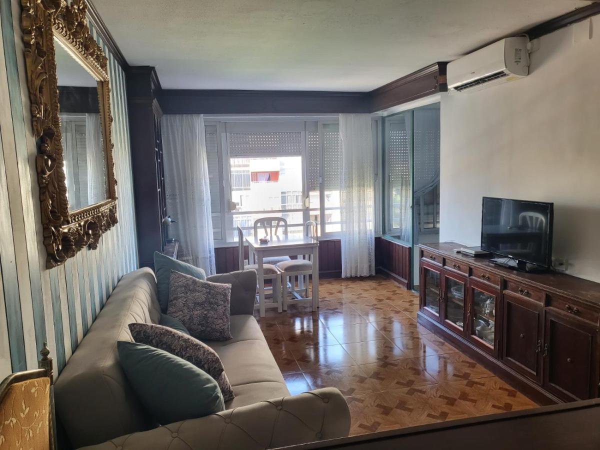Delta Del Sur Apartment เบนัลมาเดนา ภายนอก รูปภาพ